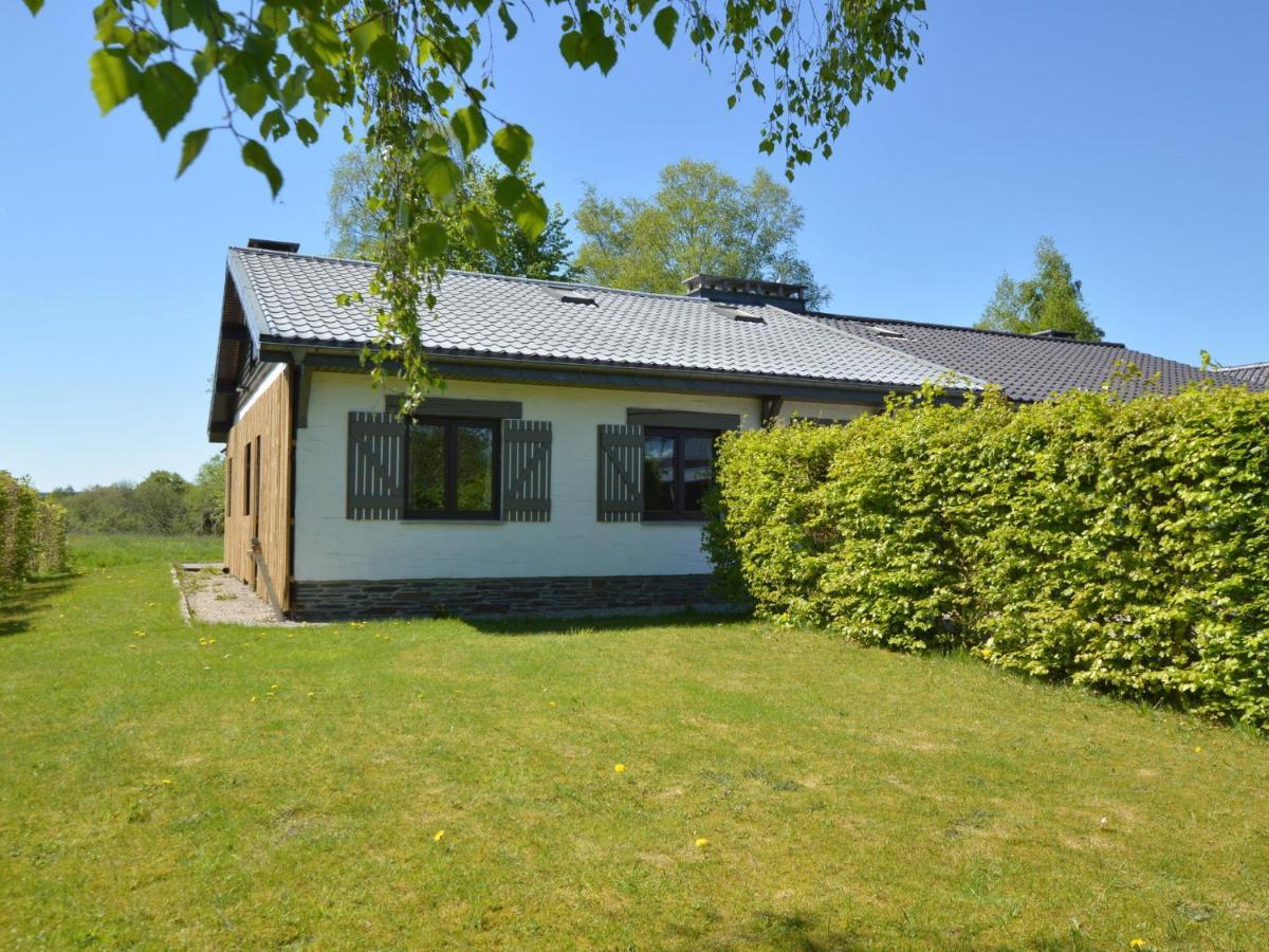 Quaint Cottage In Mont Near High Fens Nature Park Malmedy Ruang foto
