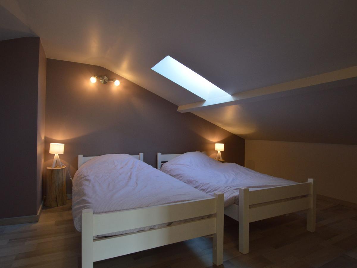 Quaint Cottage In Mont Near High Fens Nature Park Malmedy Bagian luar foto