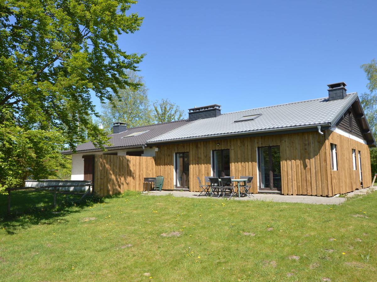 Quaint Cottage In Mont Near High Fens Nature Park Malmedy Bagian luar foto