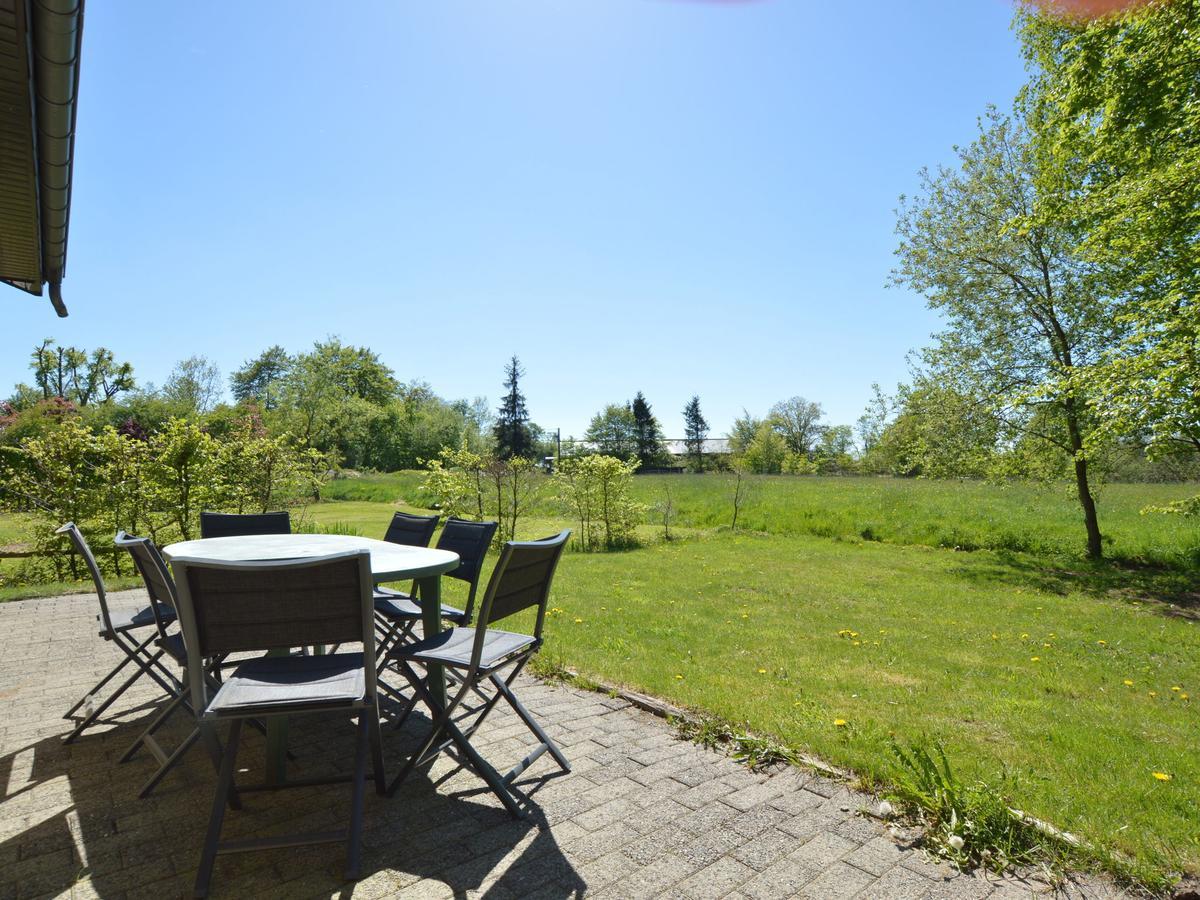 Quaint Cottage In Mont Near High Fens Nature Park Malmedy Bagian luar foto